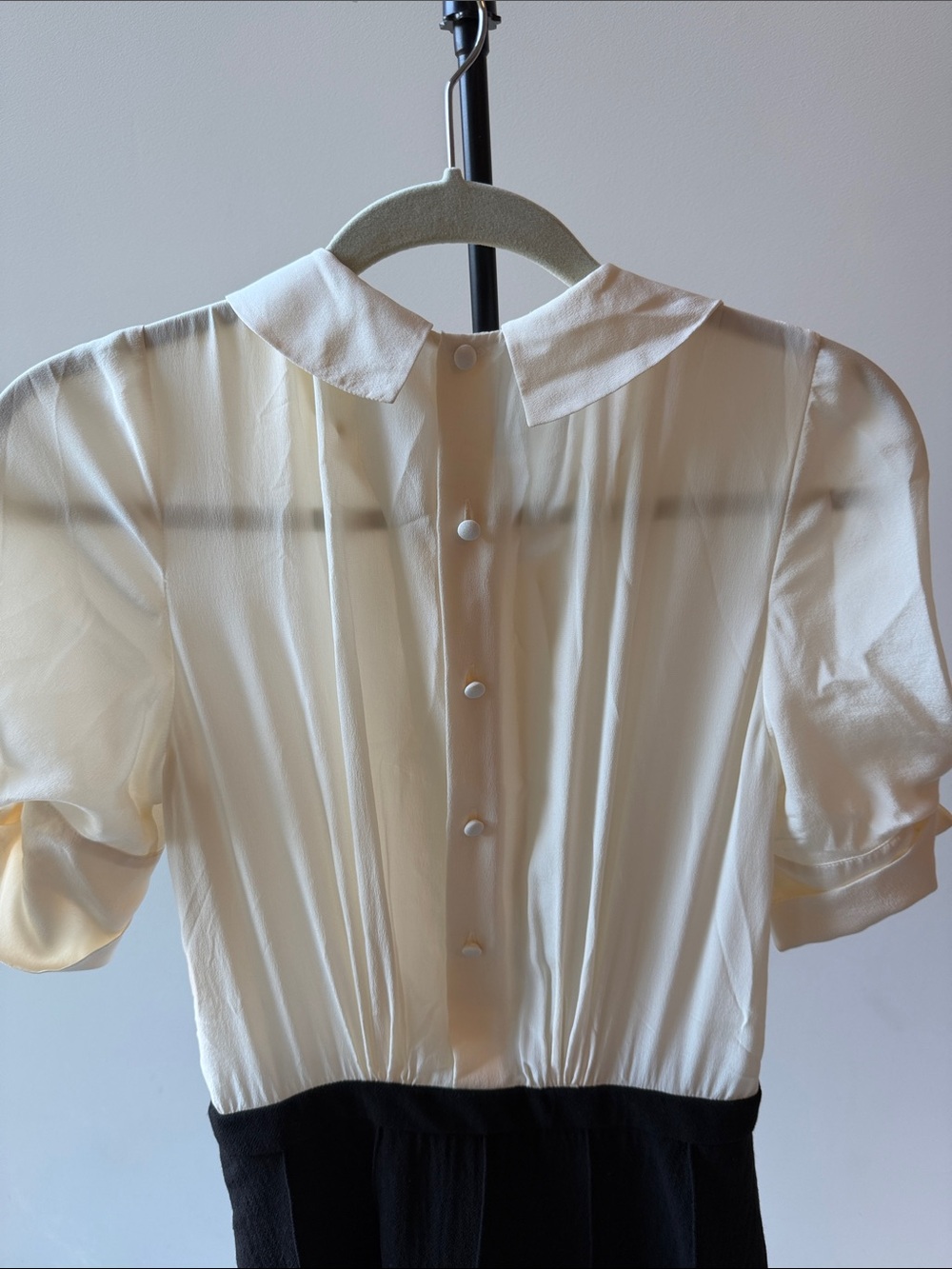Miu Miu Black and Cream Two-Tone Pleated Mini Dress - Picture 7 of 10